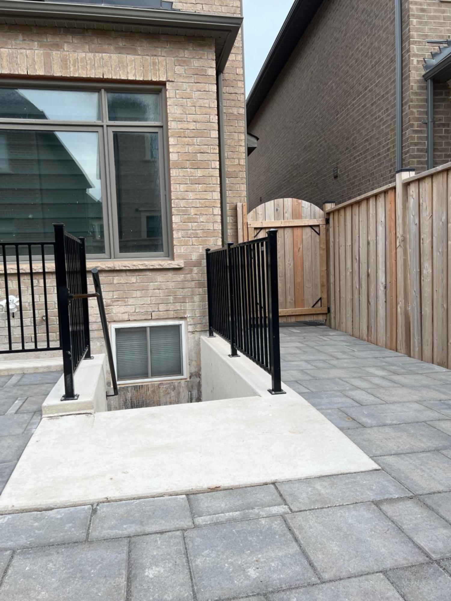 Private Basement Bedrooms In Oakville Ngoại thất bức ảnh